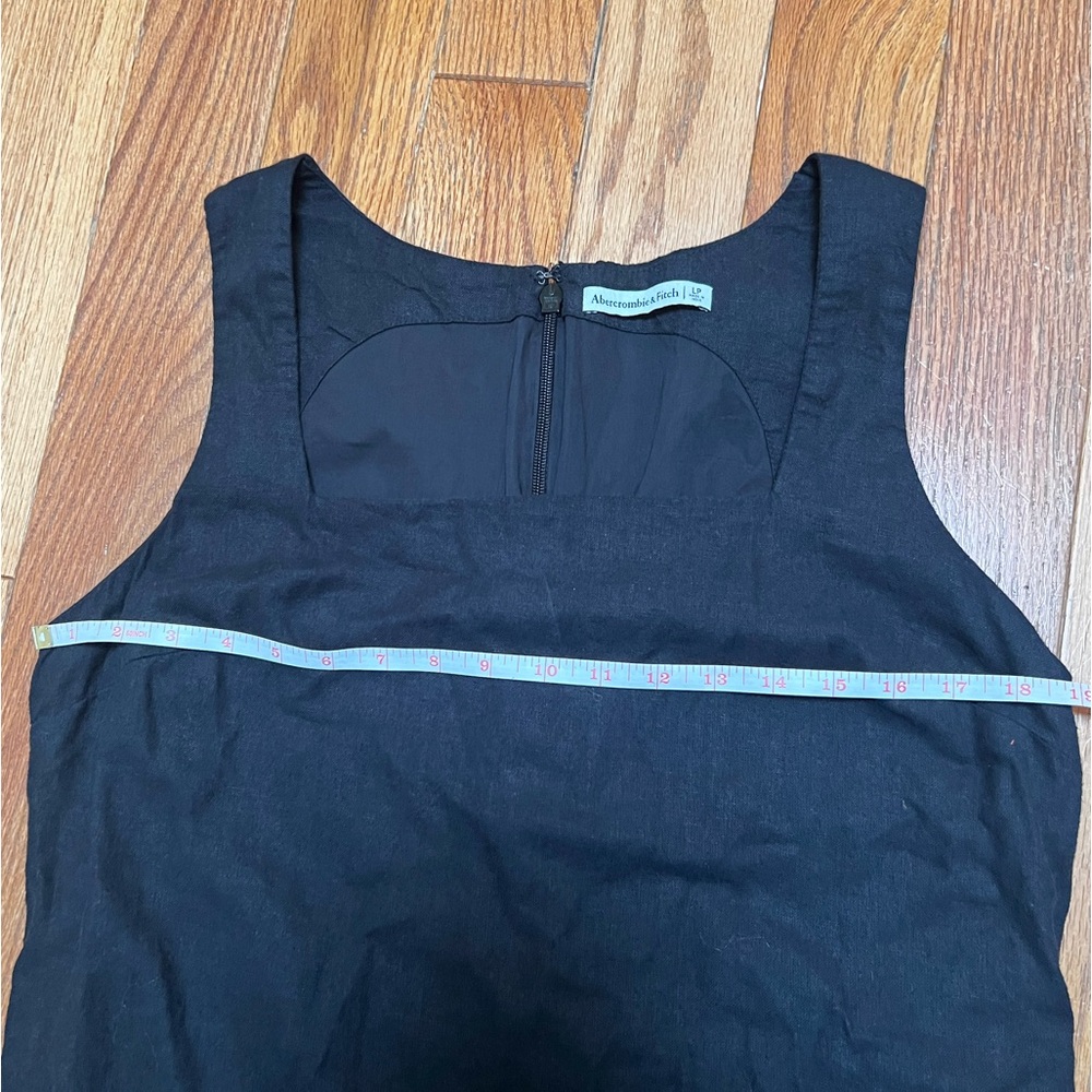Abercrombie & Fitch Black Zip back slit dress